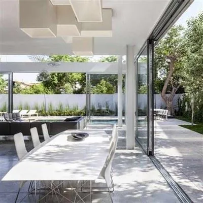 Ardaitheoir Gloine Tempered agus Doras Sleamhnán Gloine